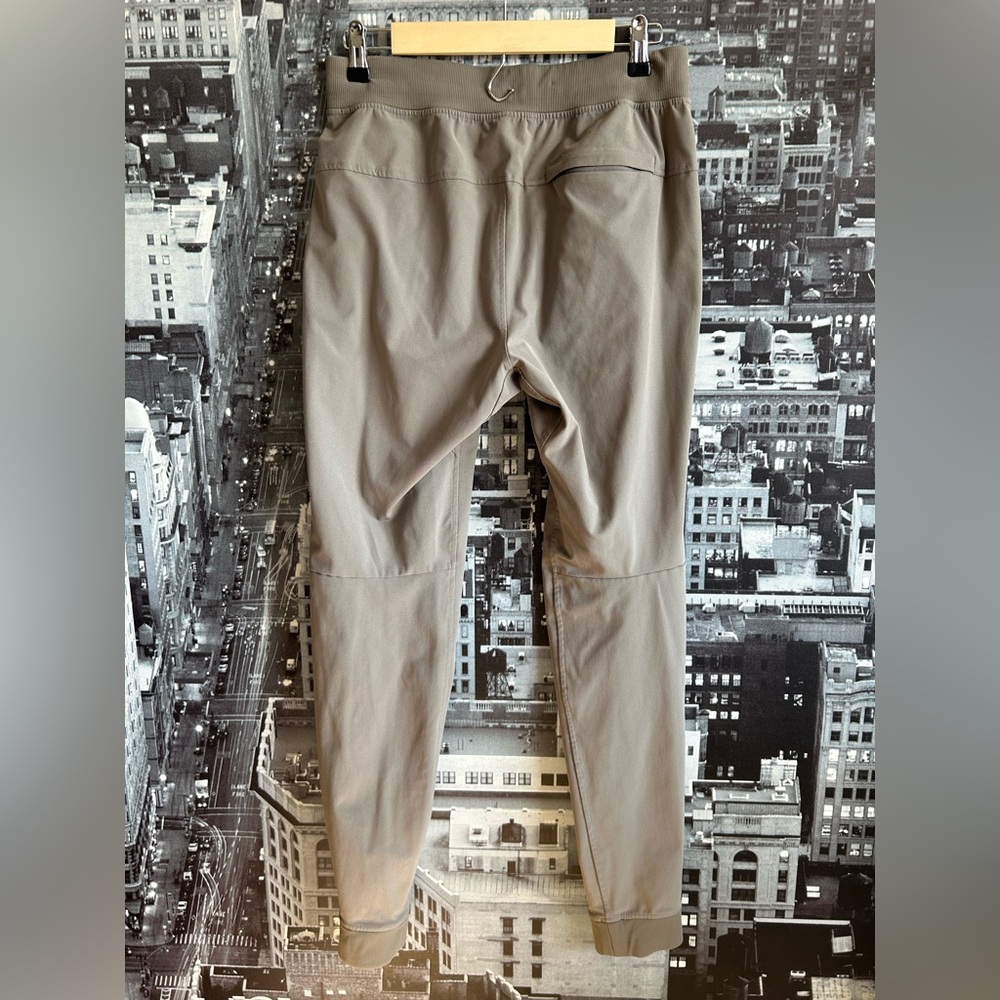 Lululemon Joggers - Picture 3 of 8